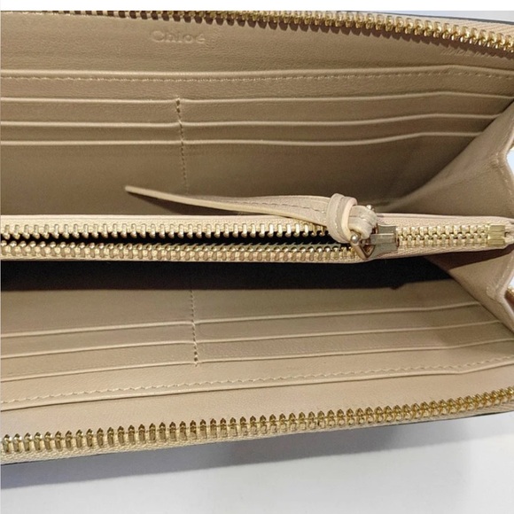 Chloe 2tone Leather Women's Wallet - Picture 7 of 8